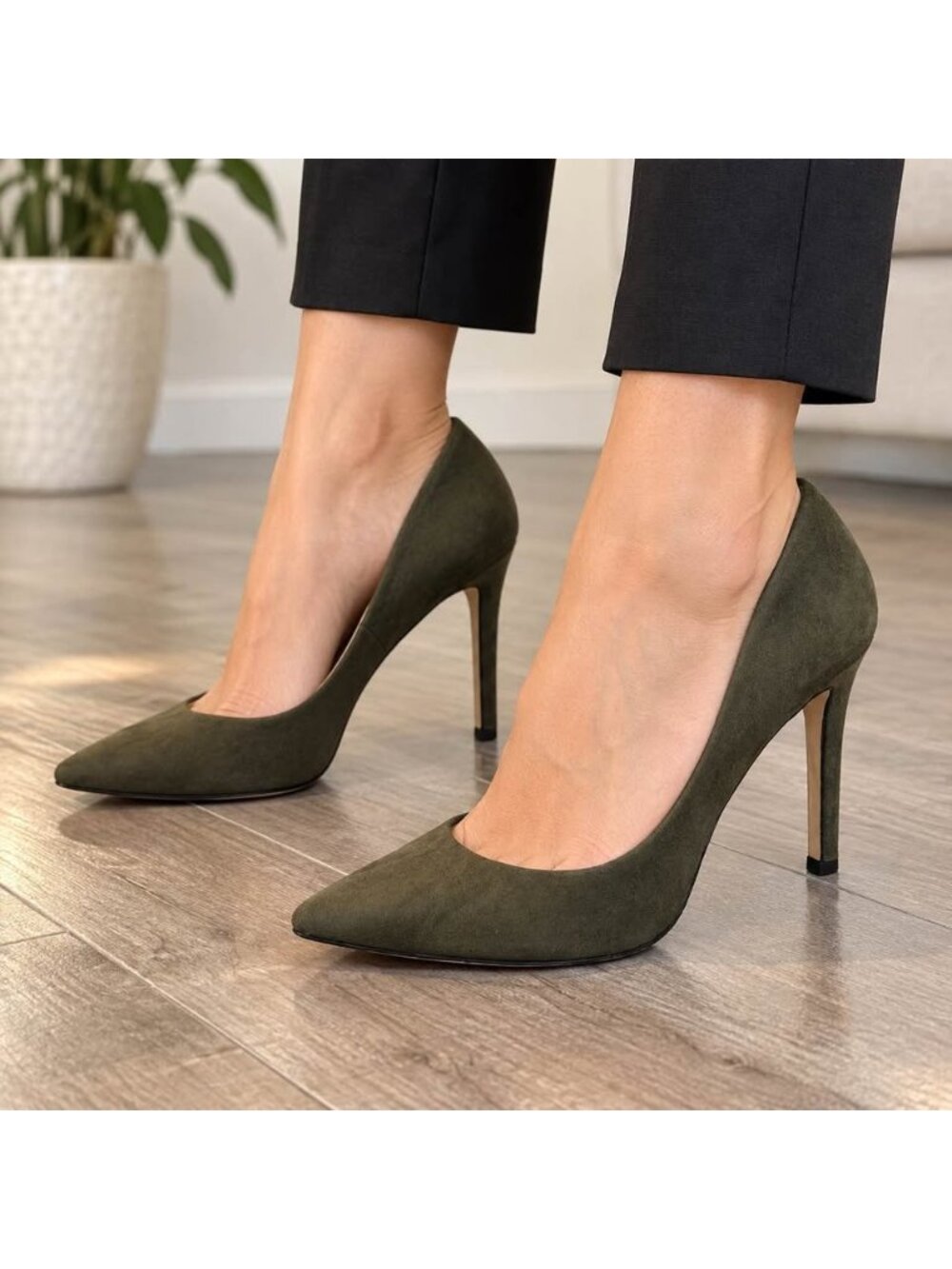 Dynamite Olive Green Suede Pointed Toe Stiletto Pumps Size 38 7.5